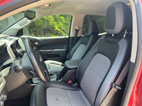 Used 2016 Chevrolet Colorado Z71 AWD/4WD image 10