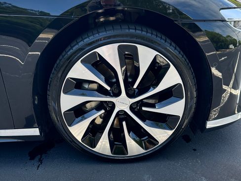 Used 2022 Lucid Air Grand Touring image 5