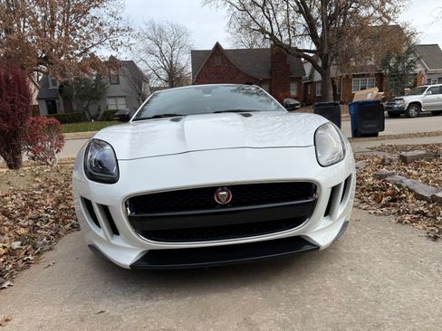 Used 2015 Jaguar F-TYPE Coupe image 5