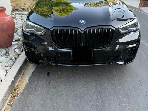 Used 2023 BMW X5 sDrive40i w/ M Sport Package image 4