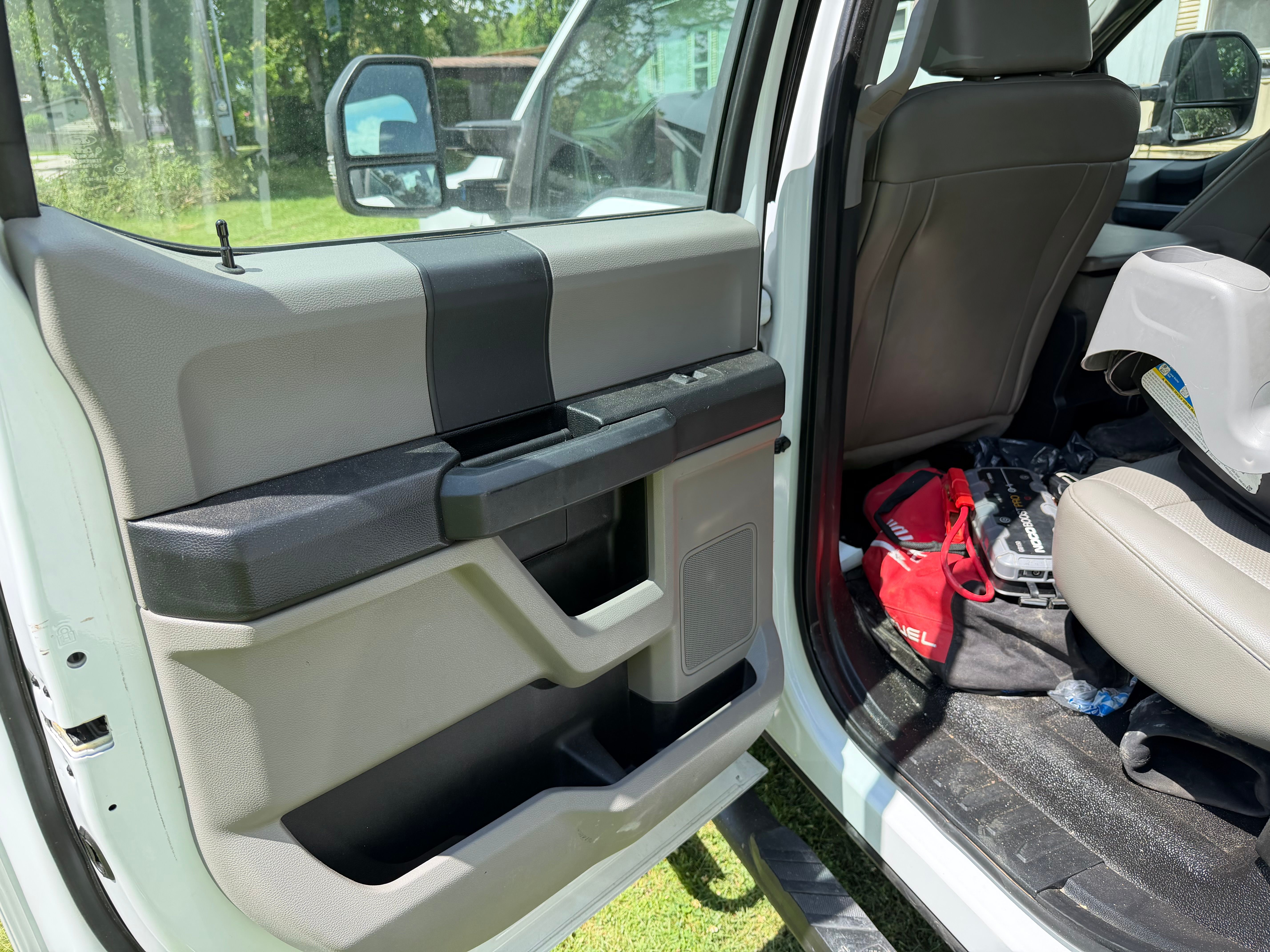 Used 2018 Ford F350 XL w/ Power Equipment Group AWD/4WD image 10