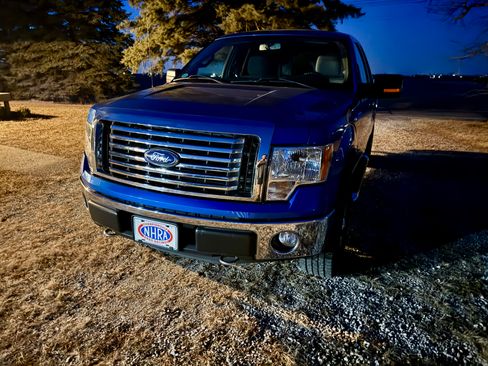 Used 2012 Ford F150 XLT w/ XLT Chrome Pkg image 2