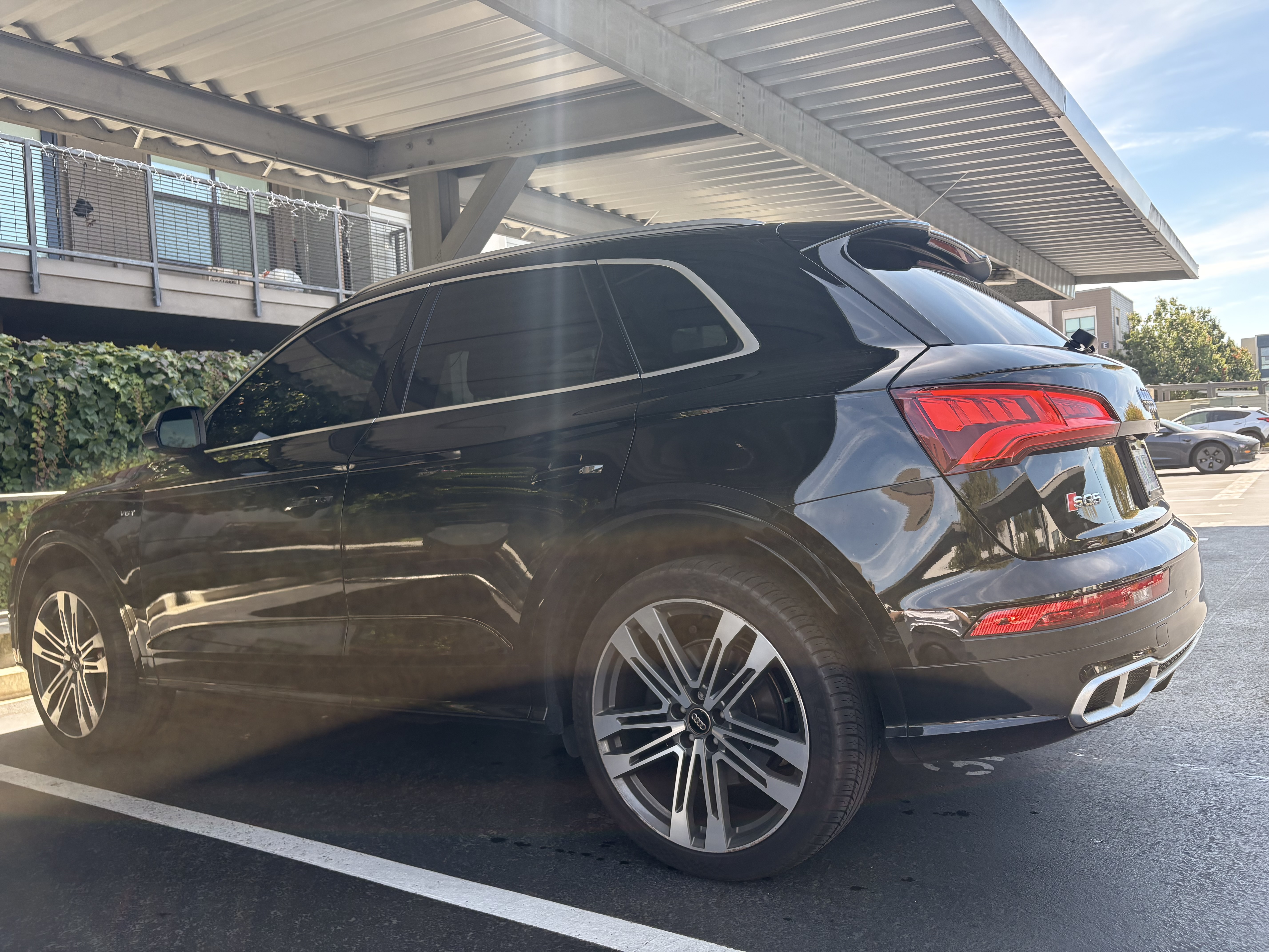 Used 2018 Audi SQ5 Prestige w/ Prestige Package AWD/4WD image 11