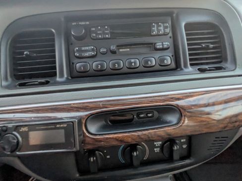 Used 1999 Mercury Grand Marquis GS image 19