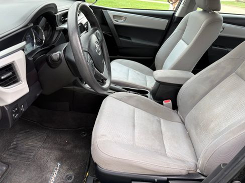 Used 2016 Toyota Corolla LE image 17
