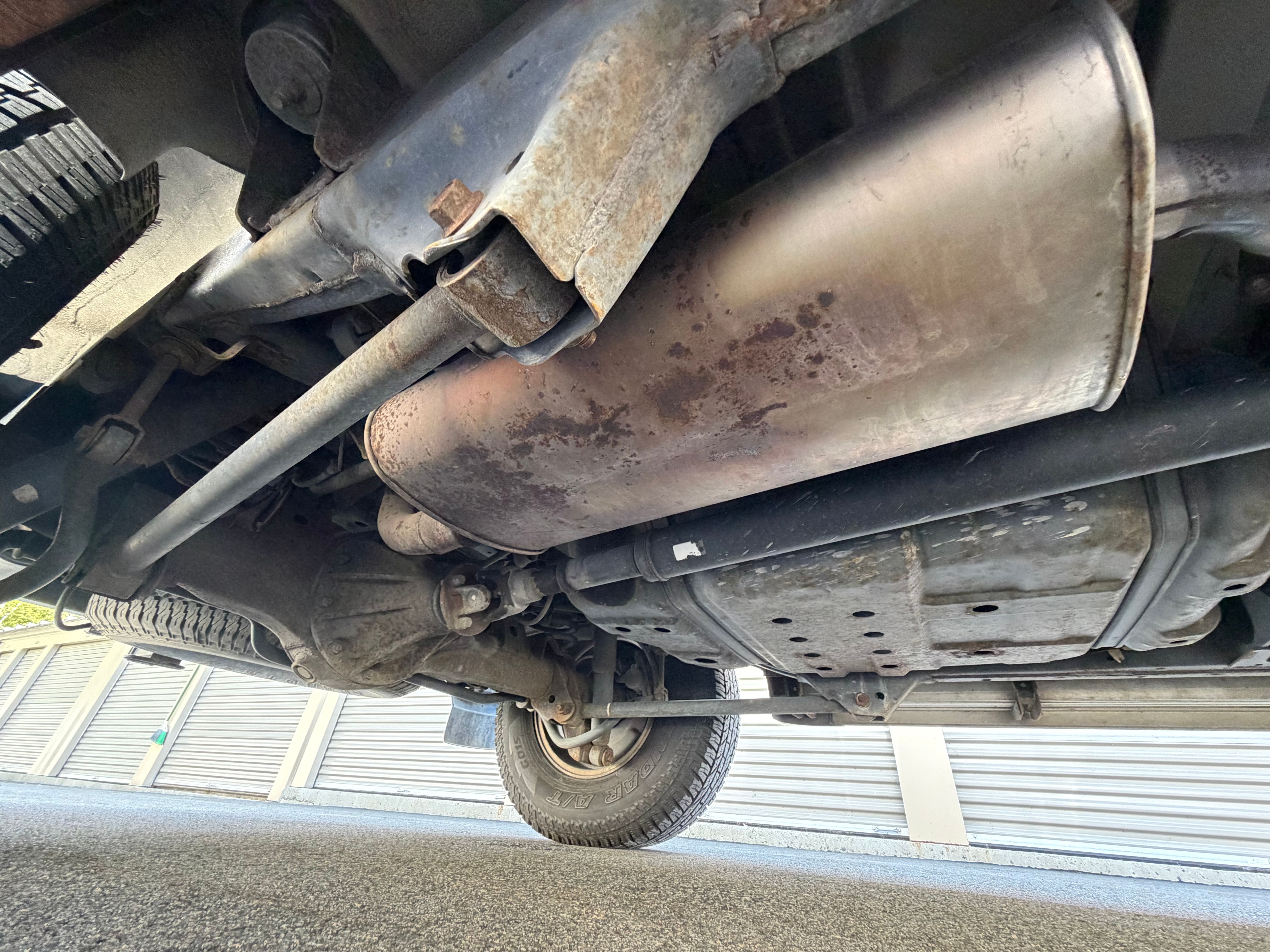 Used 2002 Toyota Land Cruiser AWD/4WD image 11
