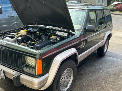 Used 1996 Jeep Cherokee Country image 10
