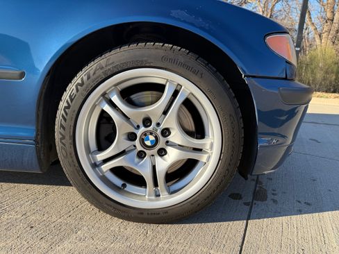 Used 2002 BMW 330i Sedan image 17