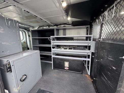 Used 2019 Ford Transit 150 130 Low Roof image 6