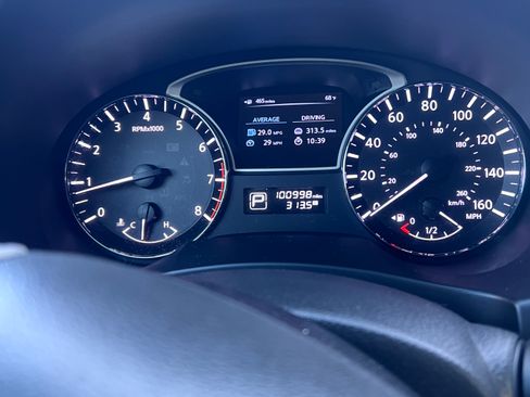 Used 2013 Nissan Altima 2.5 SL w/ Technology Pkg image 10