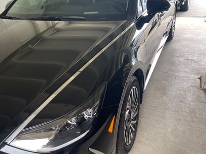 Used 2023 Hyundai Sonata Limited w/ Cargo Package
