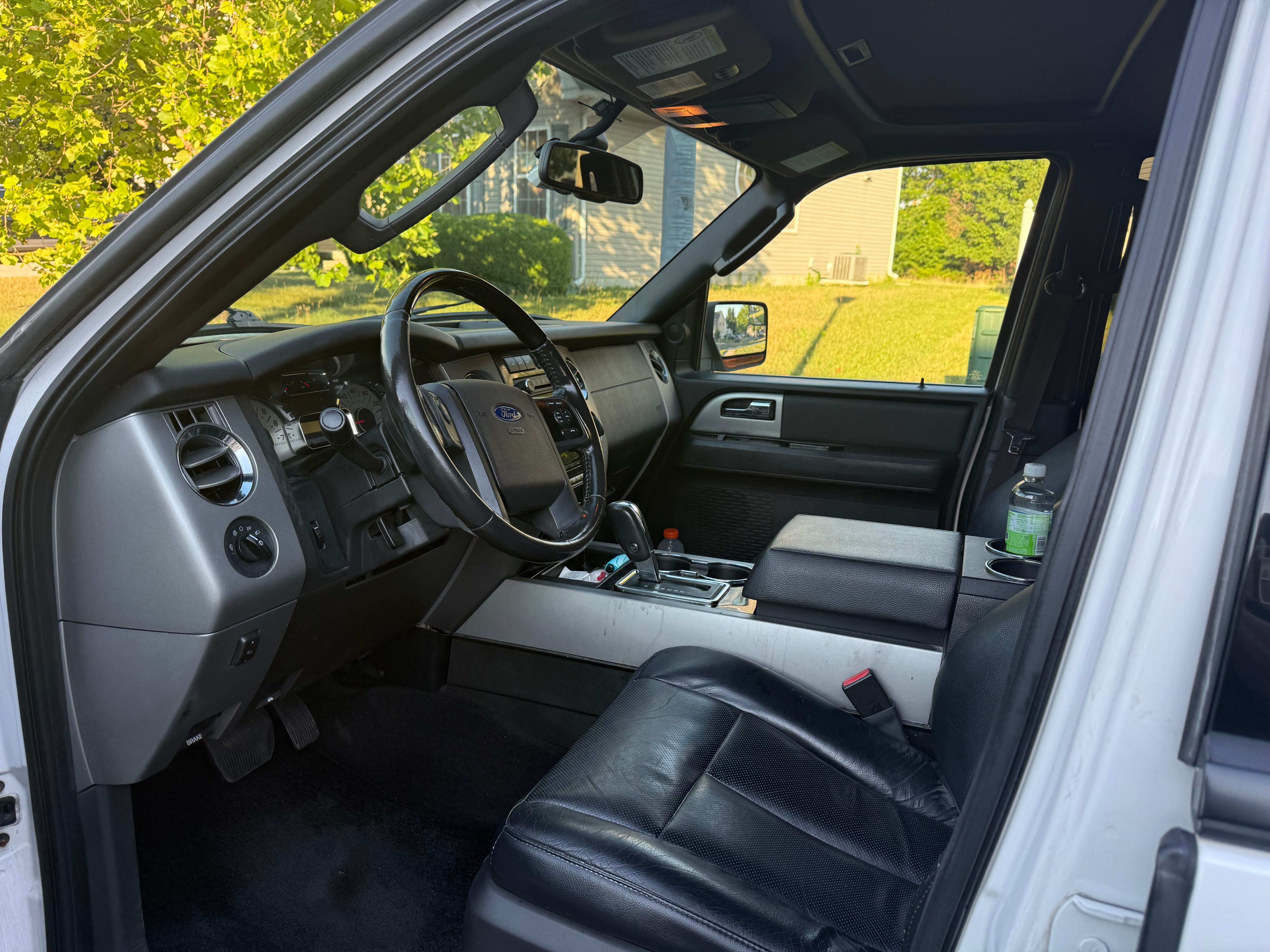 Used 2014 Ford Expedition EL Limited w/ Equipment Group 301A AWD/4WD image 11