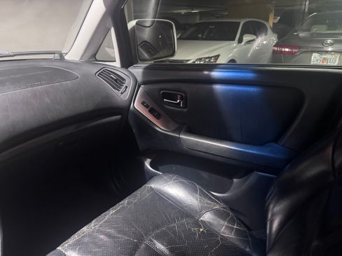 Used 2001 Lexus RX 300 FWD image 6