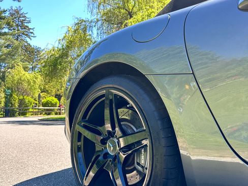Used 2019 Mercedes-Benz AMG GT Roadster image 10