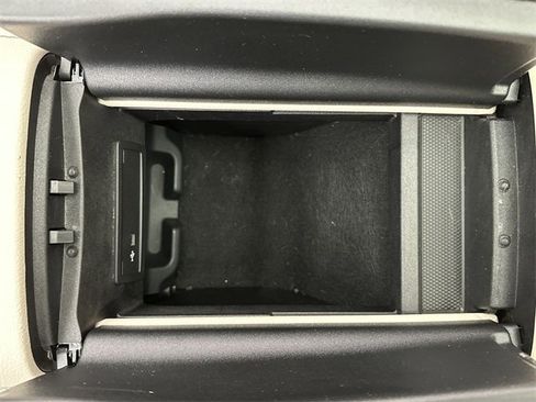 Used 2022 Mercedes-Benz GLS 450 4MATIC image 20