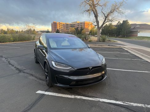 Used 2024 Tesla Model X AWD/4WD image 15