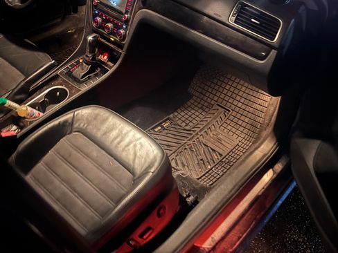 Used 2015 Volkswagen Passat TDI SEL Premium image 6