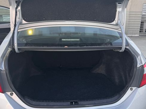 Used 2014 Toyota Corolla LE FWD image 6