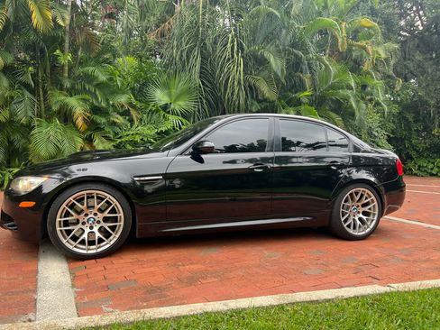 Used 2011 BMW M3 Sedan image 1