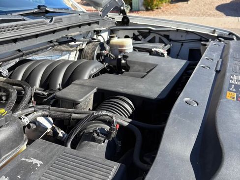 Used 2015 GMC Sierra 1500 SLE image 2