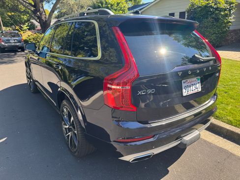 Used 2019 Volvo XC90 T6 Momentum w/ Advanced Package AWD/4WD image 5