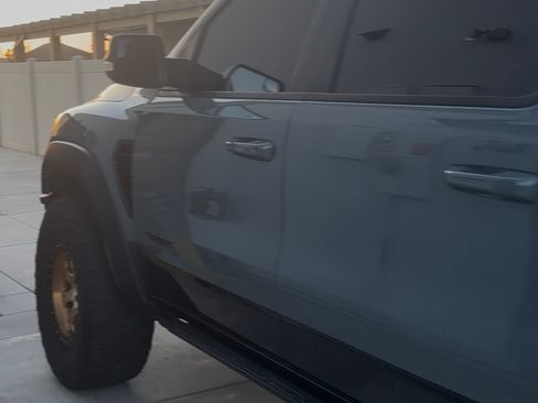 Used 2021 RAM 1500 TRX w/ TRX Lanuch Edition image 9