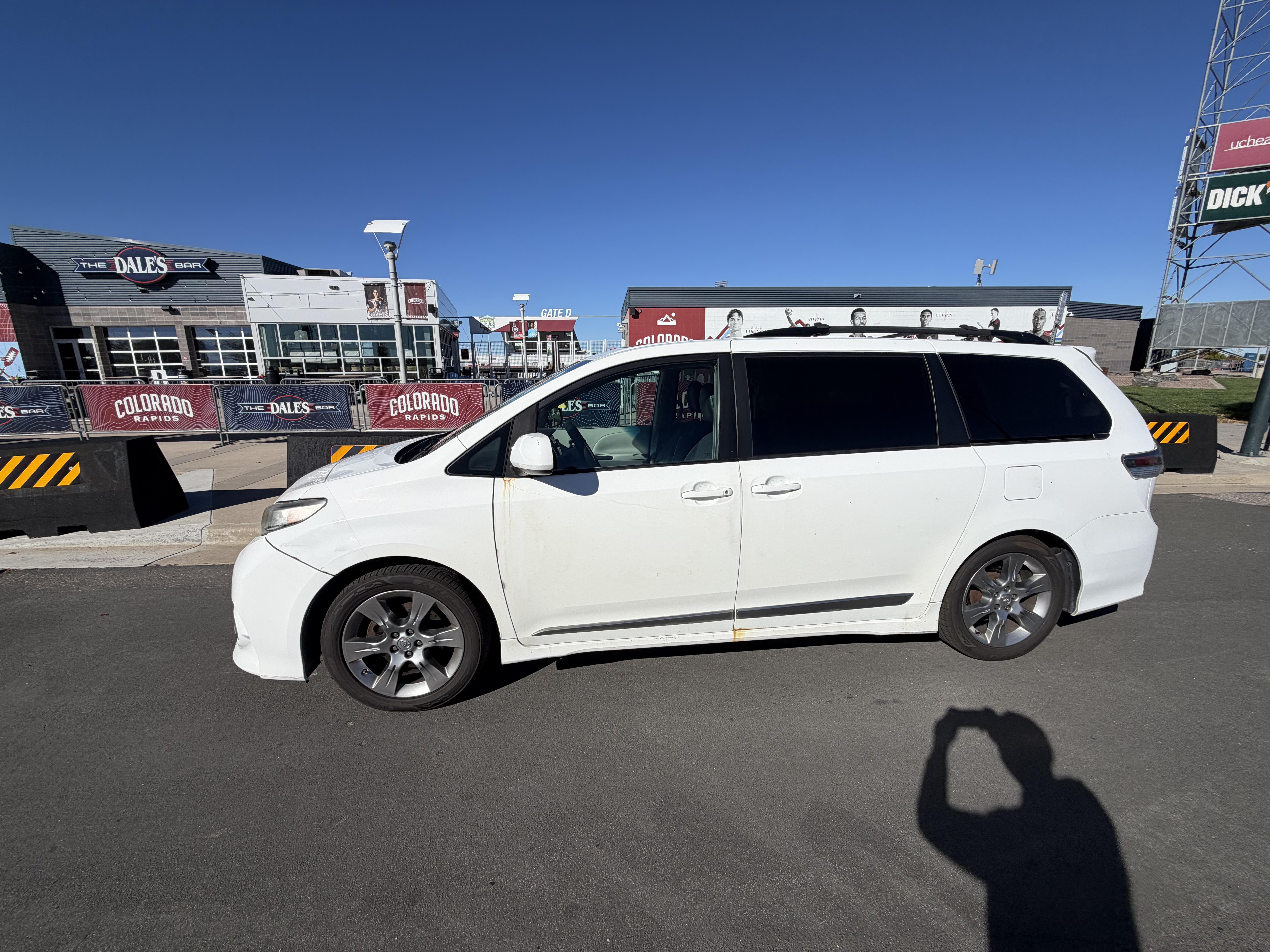 Used 2011 Toyota Sienna SE w/ Preferred Pkg FWD image 16