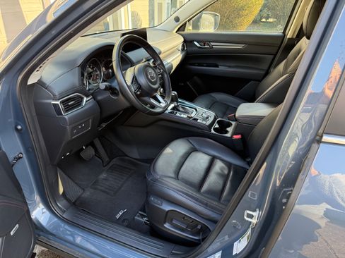 Used 2021 MAZDA CX-5 Carbon Edition image 9