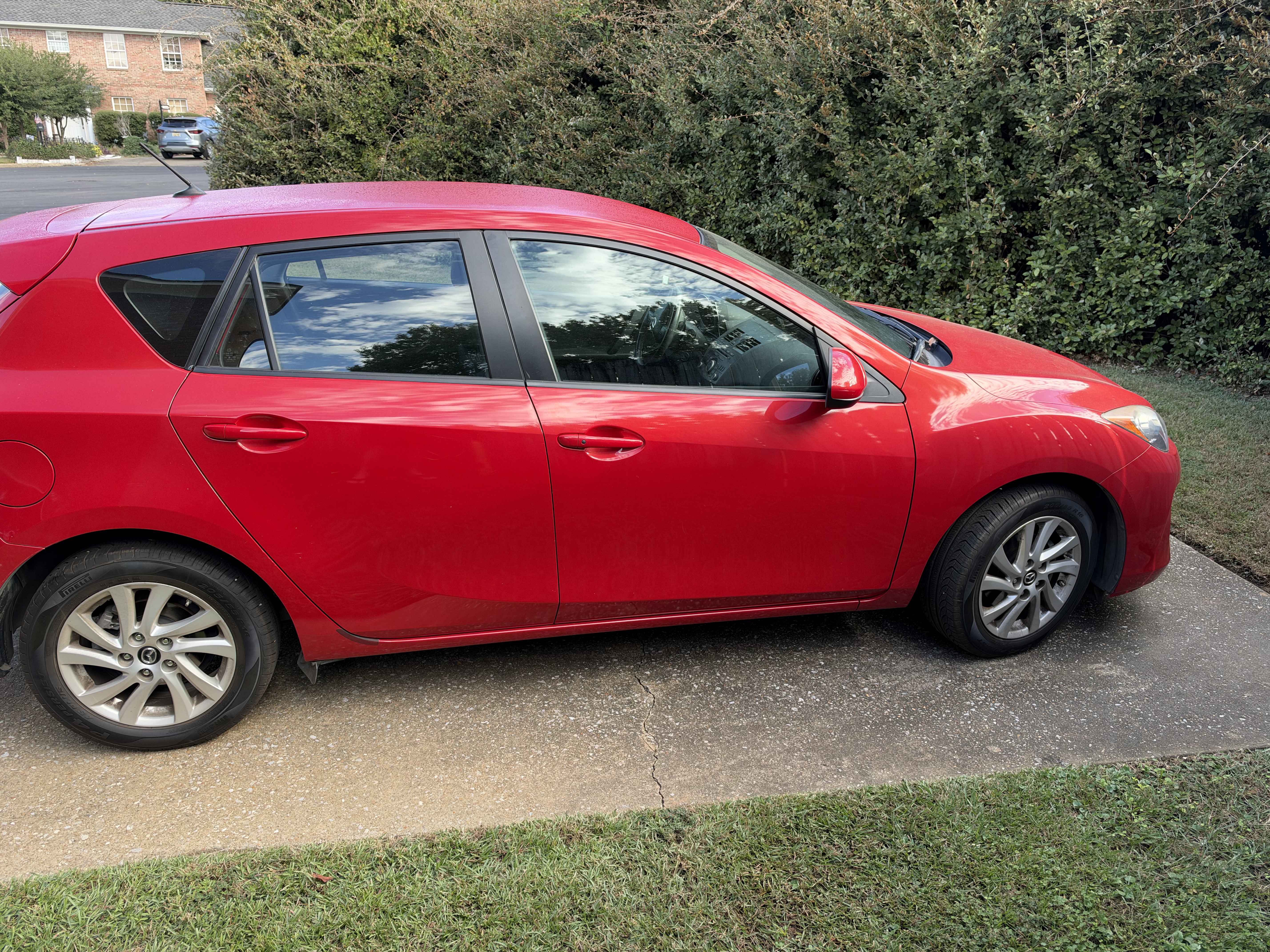 Used 2013 MAZDA MAZDA3 i Touring FWD image 12
