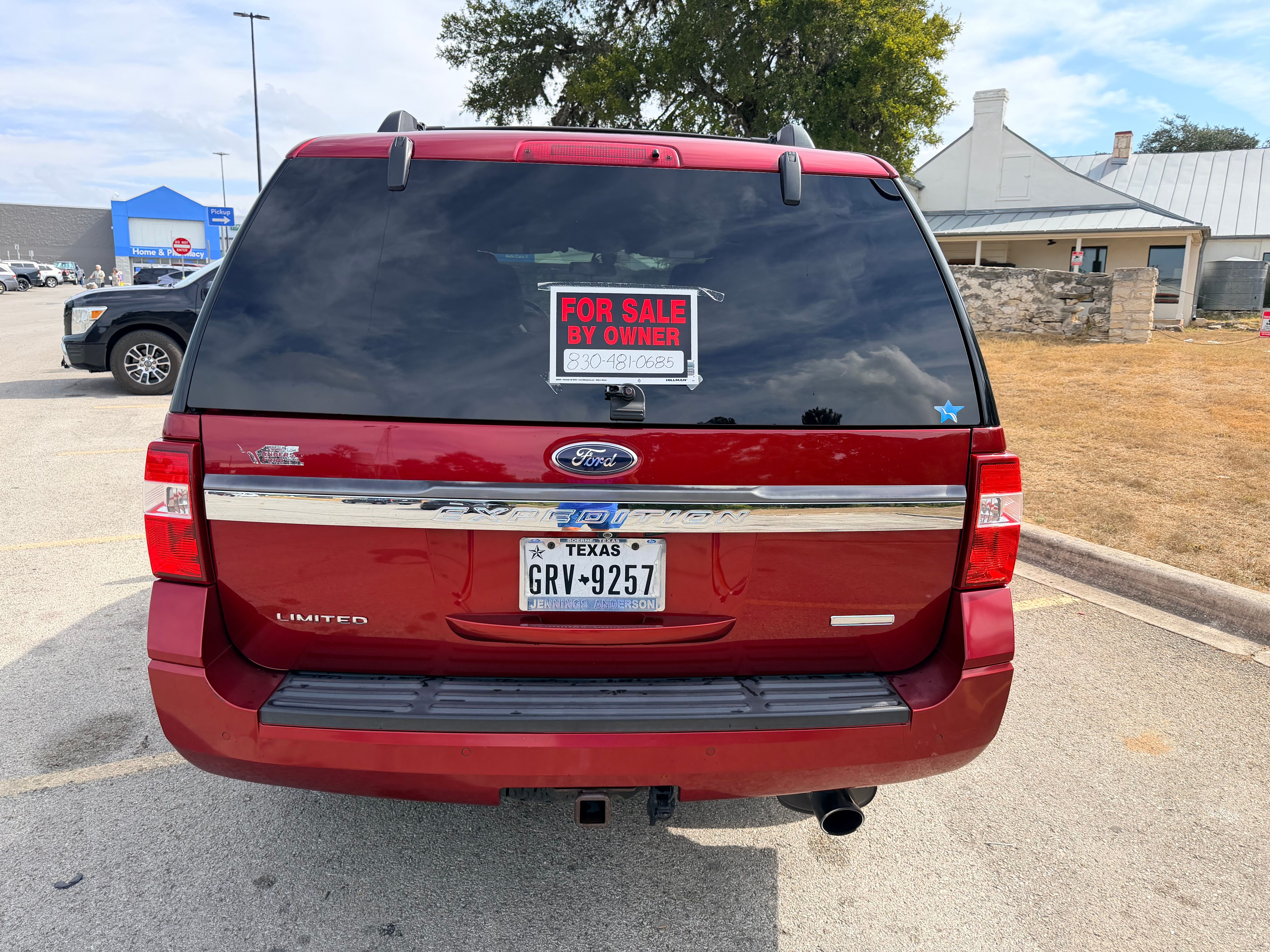 Used 2016 Ford Expedition Limited RWD image 4