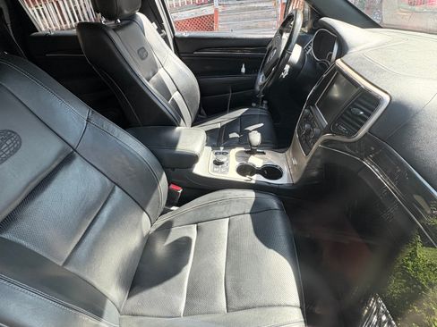 Used 2015 Jeep Grand Cherokee Overland AWD/4WD image 1