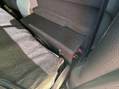 Used 2015 Ford F250 XL w/ Power Equipment Group AWD/4WD image 6