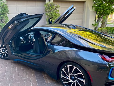 Used 2016 BMW i8 AWD/4WD image 8