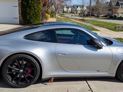 Used 2020 Porsche 911 Carrera S image 4