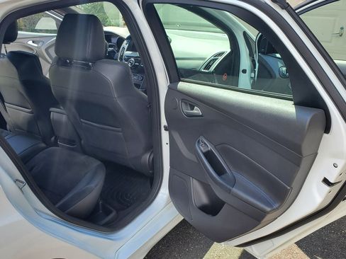 Used 2016 Ford Focus RS image 9