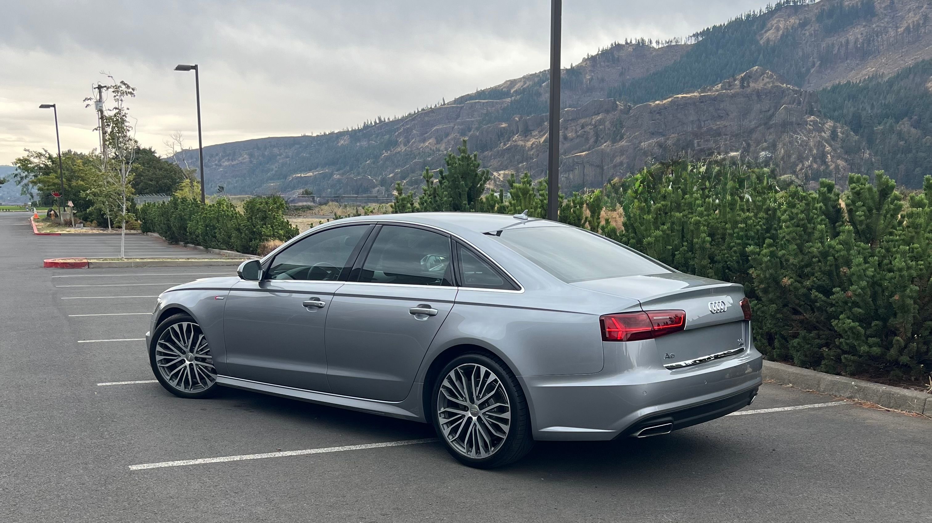 Used 2018 Audi A6 3.0T Premium Plus w/ Premium Plus Package AWD/4WD image 4