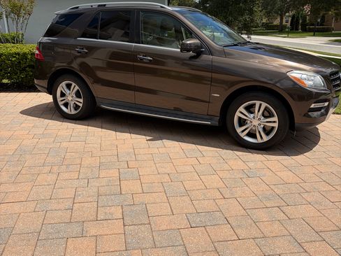 Used 2012 Mercedes-Benz ML 350 4MATIC image 1