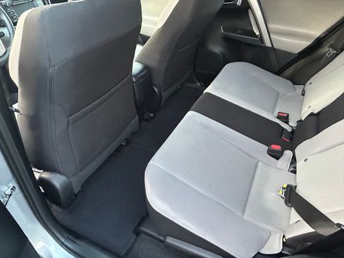 Used 2016 Toyota RAV4 XLE image 11