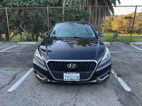 Used 2017 Hyundai Sonata SE image 4