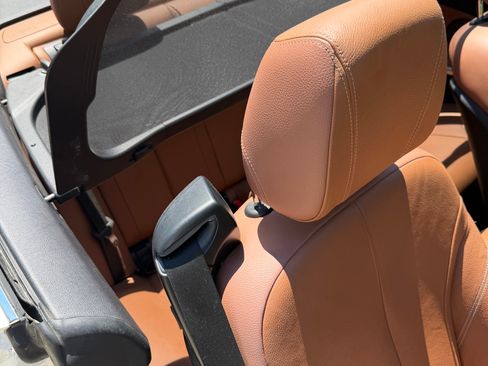 Used 2014 BMW 435i Convertible RWD image 12