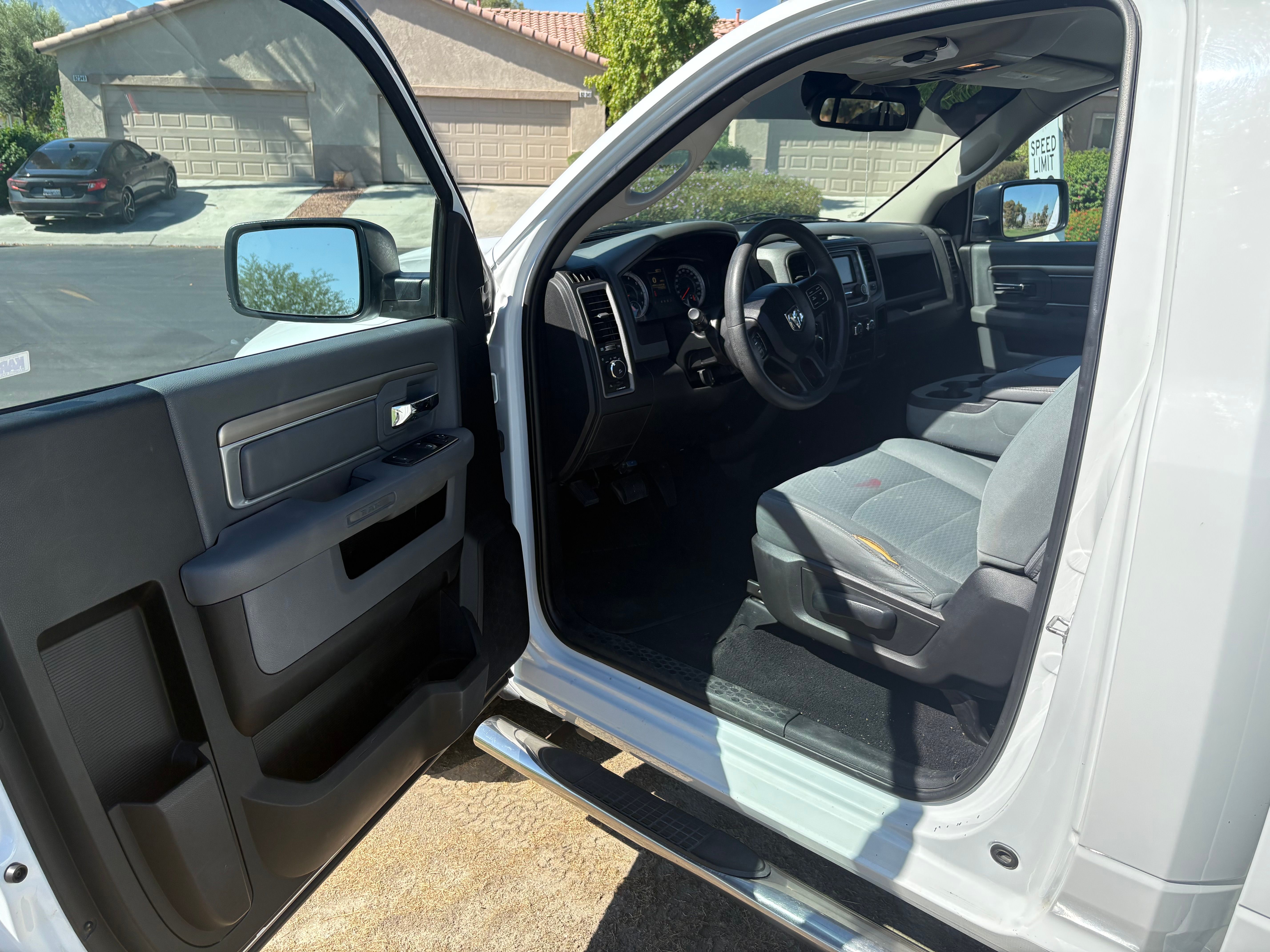 Used 2016 RAM 1500 Express RWD image 13