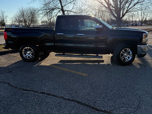Used 2019 Chevrolet Silverado 1500 LT w/ All Star Edition image 10