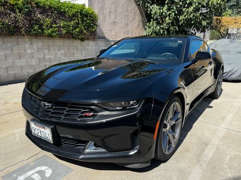 Used 2022 Chevrolet Camaro LT w/ RS Package RWD image 4