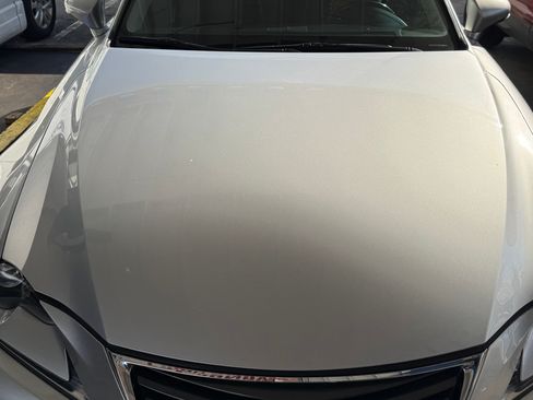 Used 2016 Lexus IS 200t image 1