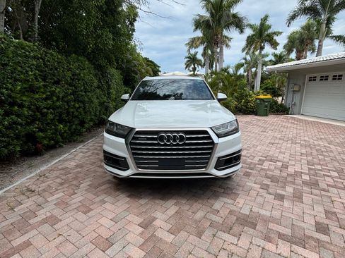 Used 2019 Audi Q7 3.0T Prestige w/ Prestige Package AWD/4WD image 4