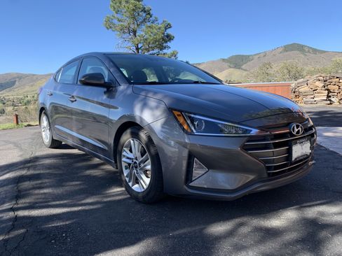 Used 2020 Hyundai Elantra SEL FWD image 1