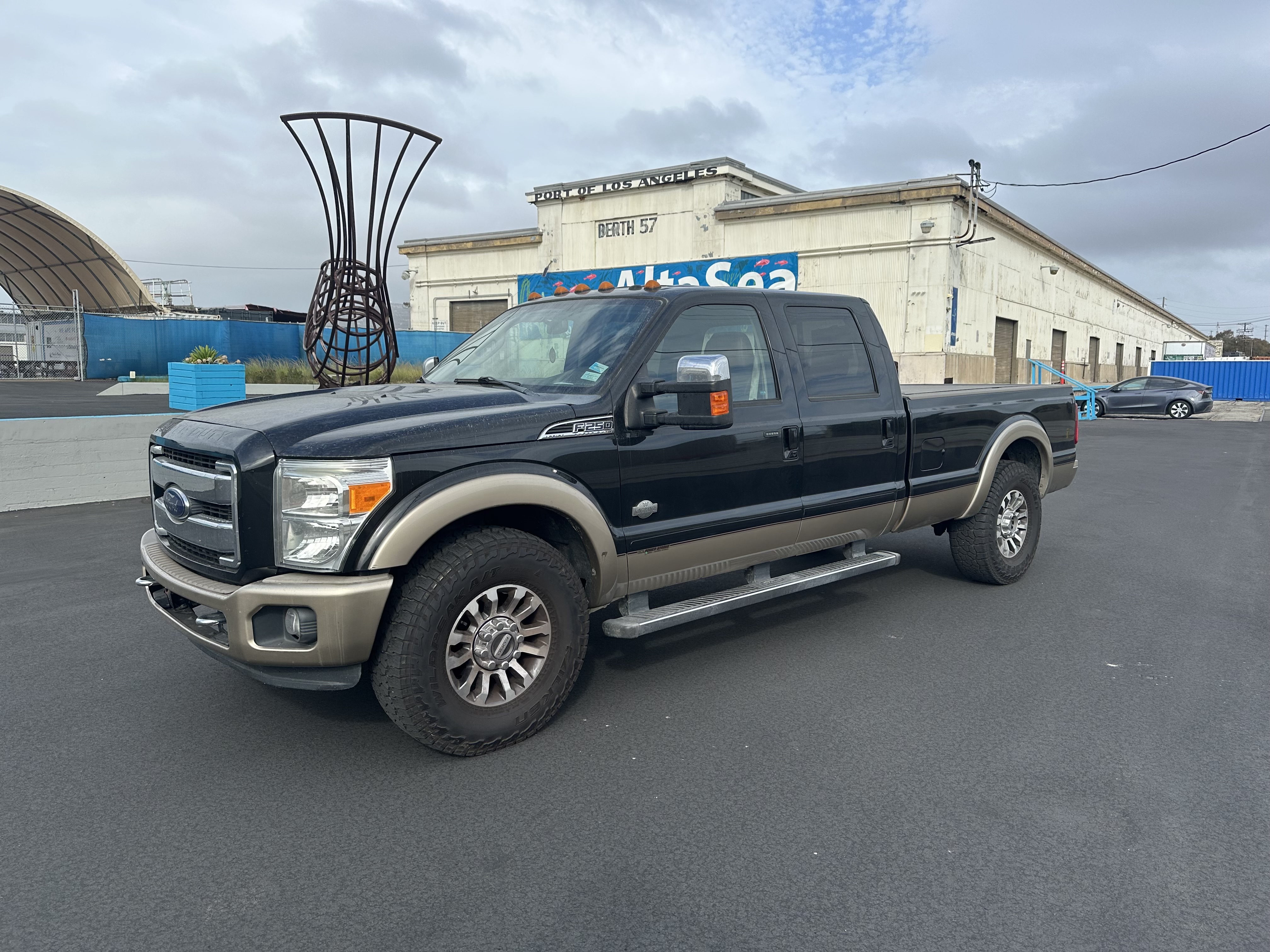 Used 2011 Ford F250 King Ranch w/ King Ranch w/Chrome Pkg RWD image 1