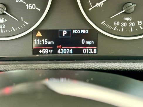 Used 2016 BMW X1 xDrive28i AWD/4WD image 10