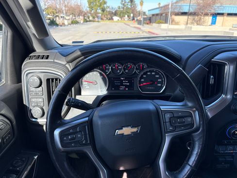 Used 2019 Chevrolet Silverado 1500 LTZ w/ LTZ Plus Package image 12