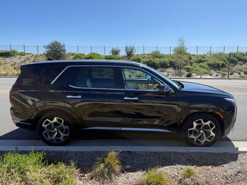 Used 2021 Hyundai Palisade Calligraphy w/ Cargo Package image 25